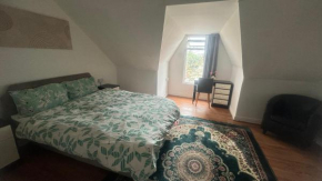 Double room in shared apartment